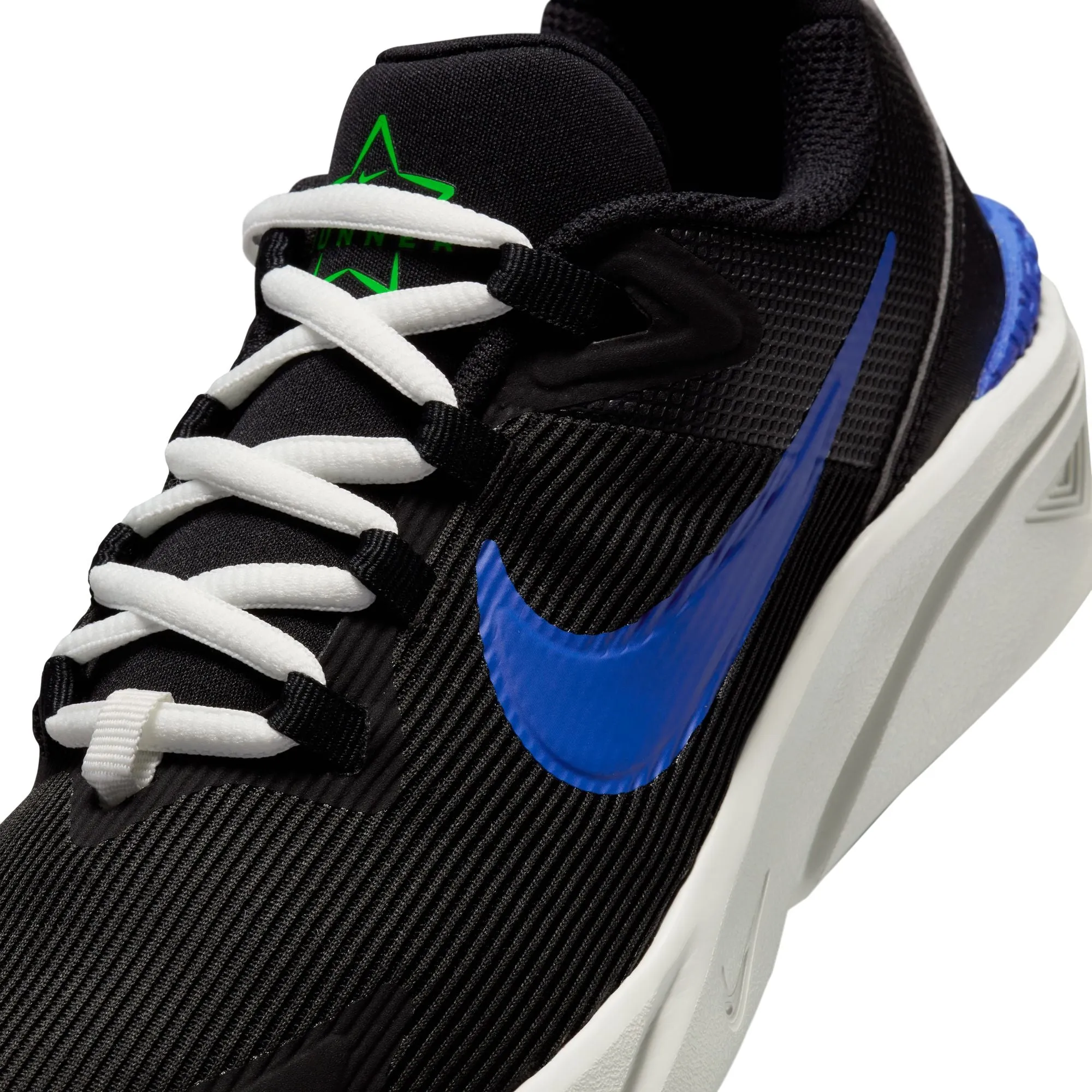 Boys' Nike Youth Star Runner 4