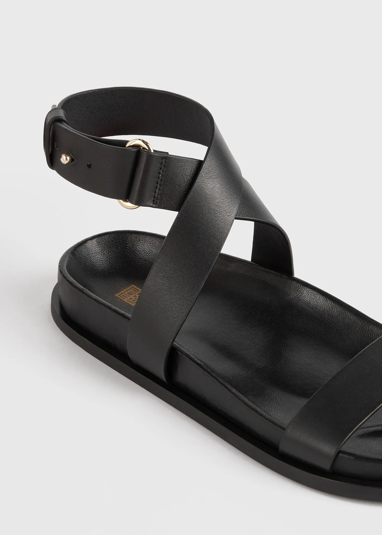 Chunky leather sandals black