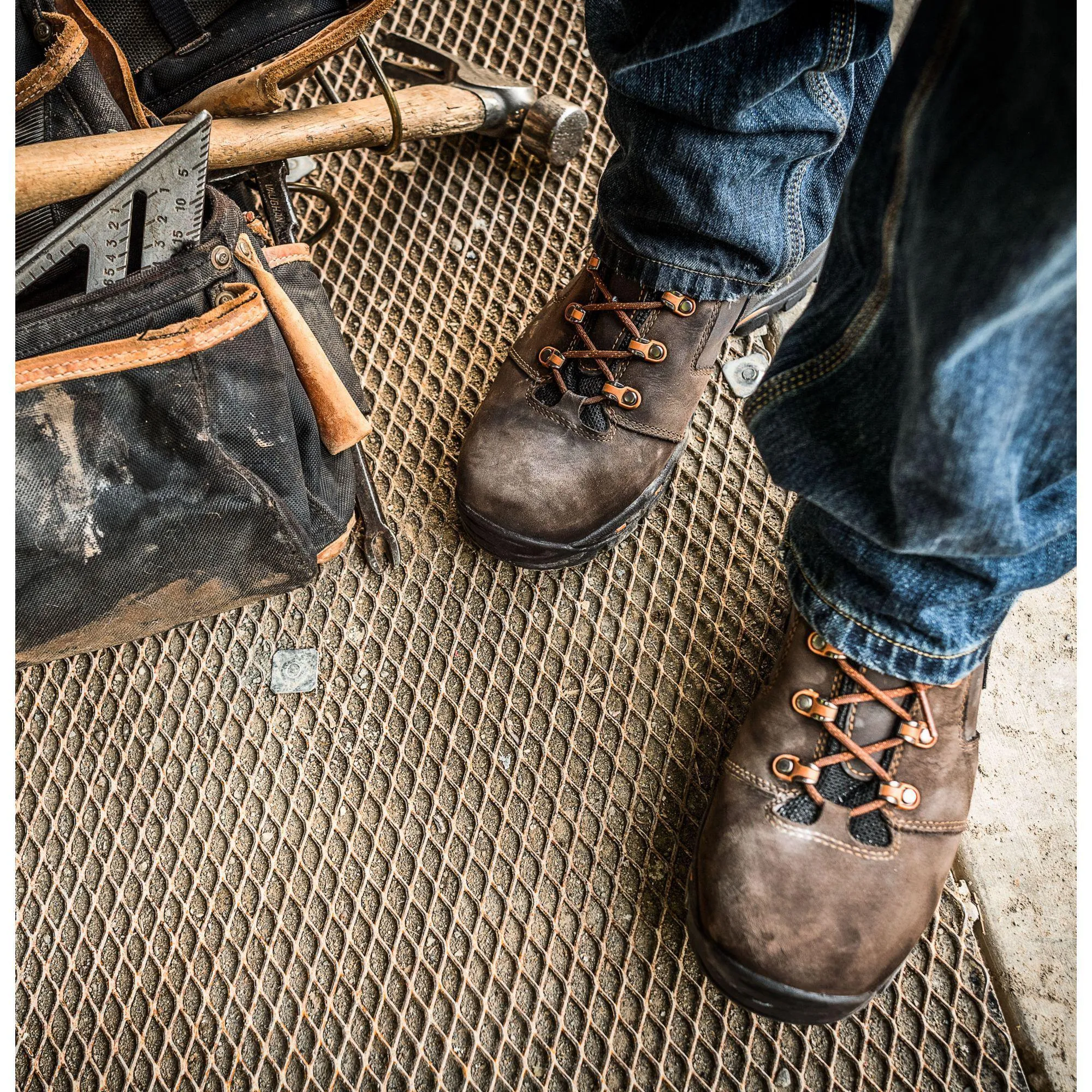 Danner Men's Vicious 4.5" Soft Toe WP Work Boot - Brown - 13858