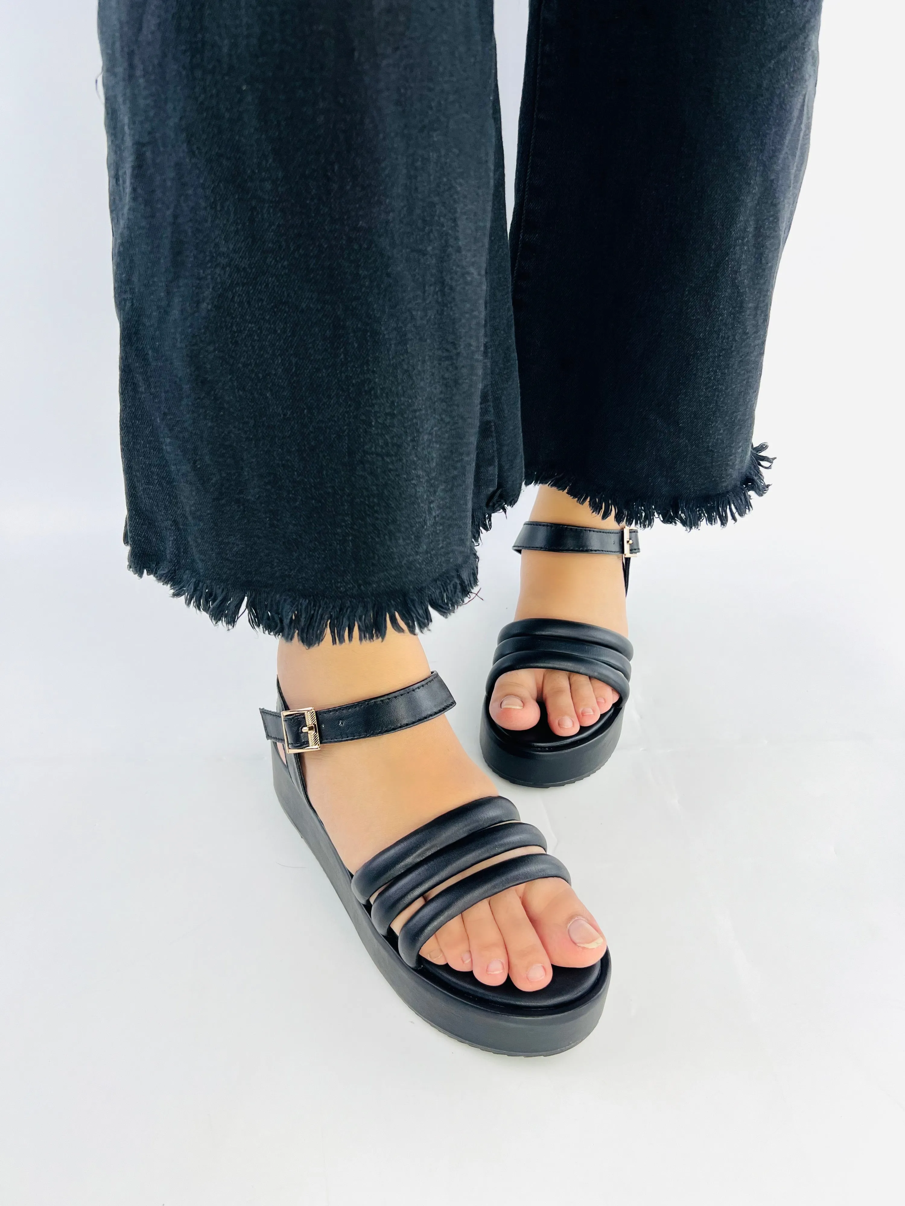 Spunkz Cross Strap Platform Wedge Heel Sandals in Black Faux Leather